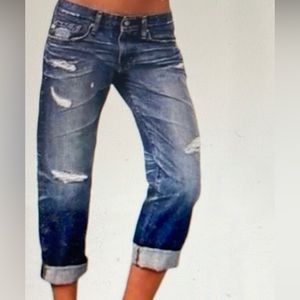 AG 17 YR-DAMAGED EX-BOYFRIEND CROPPED RIPPED JEANS